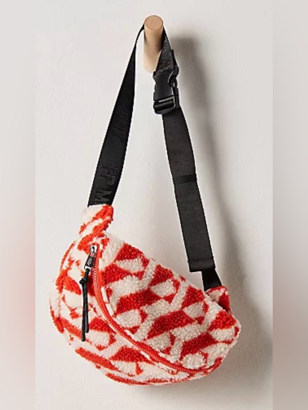 NWT FREE PEOPLE MOVEMENT PRINTED SHERPA SLING BAG FLAME TUNDRA